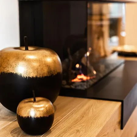 Otel L'ao & Restaurant L'aigle D'or 3*