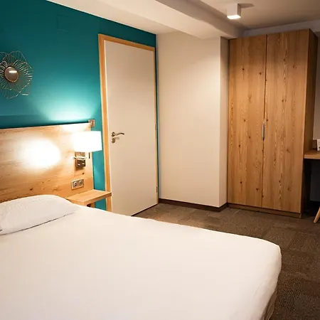 L'ao & Restaurant L'aigle D'or 3*