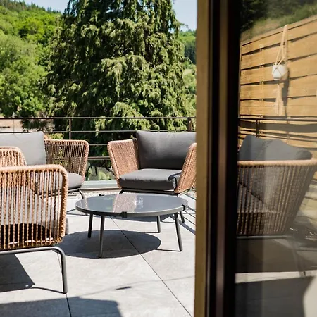 L'ao & Restaurant L'aigle D'or Szálloda 3*
