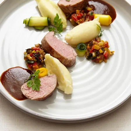 L'ao & Restaurant L'aigle D'or 酒店