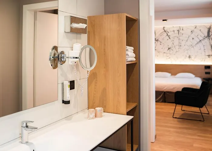 L'ao & Restaurant L'aigle D'or Hotel