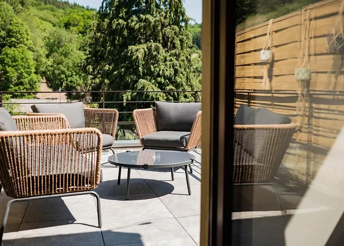 L'ao & Restaurant L'aigle D'or Hotel 3*