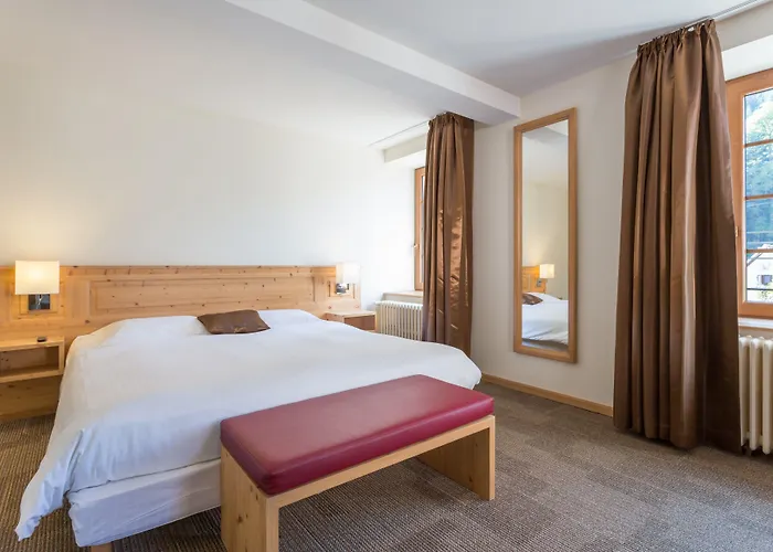 Hotel L'ao & Restaurant L'aigle D'or 3*