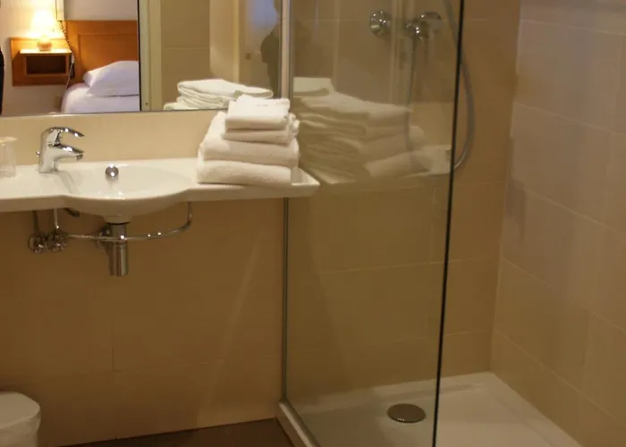 L'ao & Restaurant L'aigle D'or