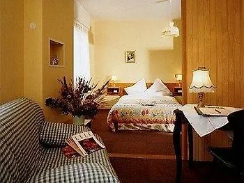 L'ao & Restaurant L'aigle D'or