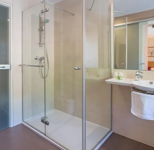 Hotel L'ao & Restaurant L'aigle D'or 3*