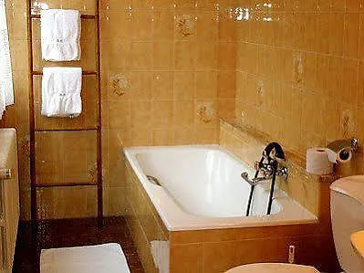 L'ao & Restaurant L'aigle D'or Hotel